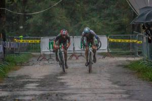 GIRO D’ITALIA CICLOCROSS, A OSOPPO IL BATTESIMO DEL FANGO ED È SUBITO SPETTACOLO
