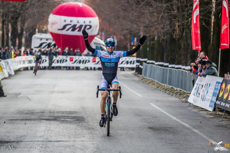 MASTER CROSS SMP: COMINELLI TAPPA E MAGLIA A VITTORIO VENETO