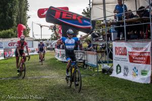 CRISTIAN COMINELLI  E  CARLOTTA BORELLO VINCONO  IL 1° CX DEL TERGOLA COMUNE DI CADONEGHE
